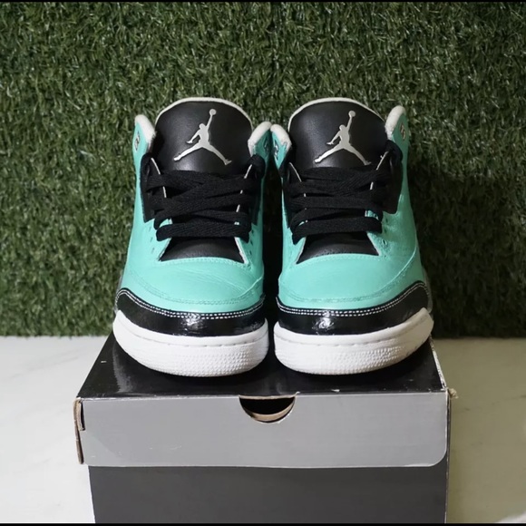 ?Tiffany Blue Air Jordan 3 Sz. 9.5 Custom Made ?